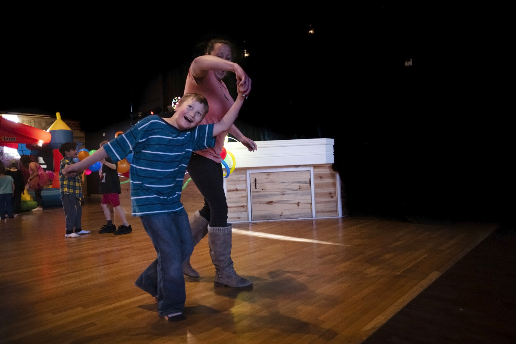 040222-news-dance party 03.jpg